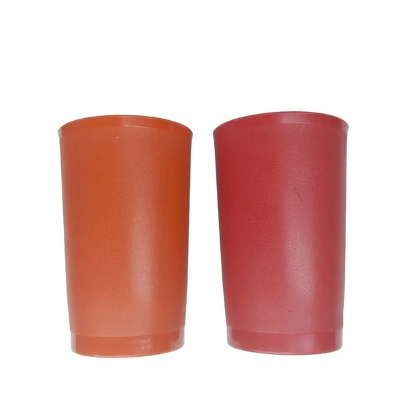 Vintage Tupperware  Plastic Cups Set of 4 - Picture 4 of 9